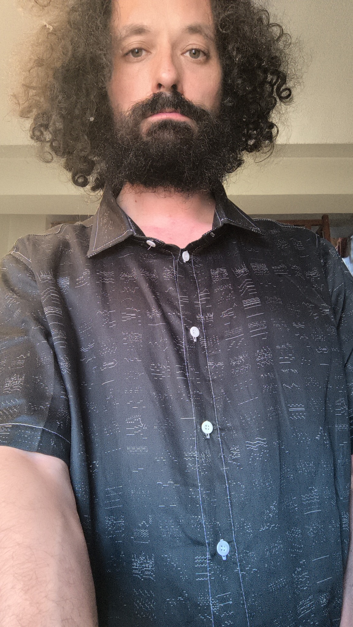 Chemise imprimée avec la couverture de Friche